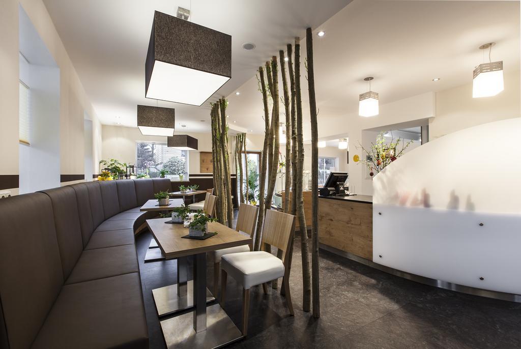 Münchberg Hotel Konditorei Cafe Dora מראה חיצוני תמונה