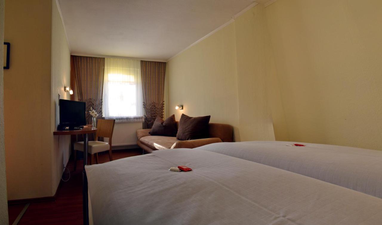 Münchberg Hotel Konditorei Cafe Dora מראה חיצוני תמונה