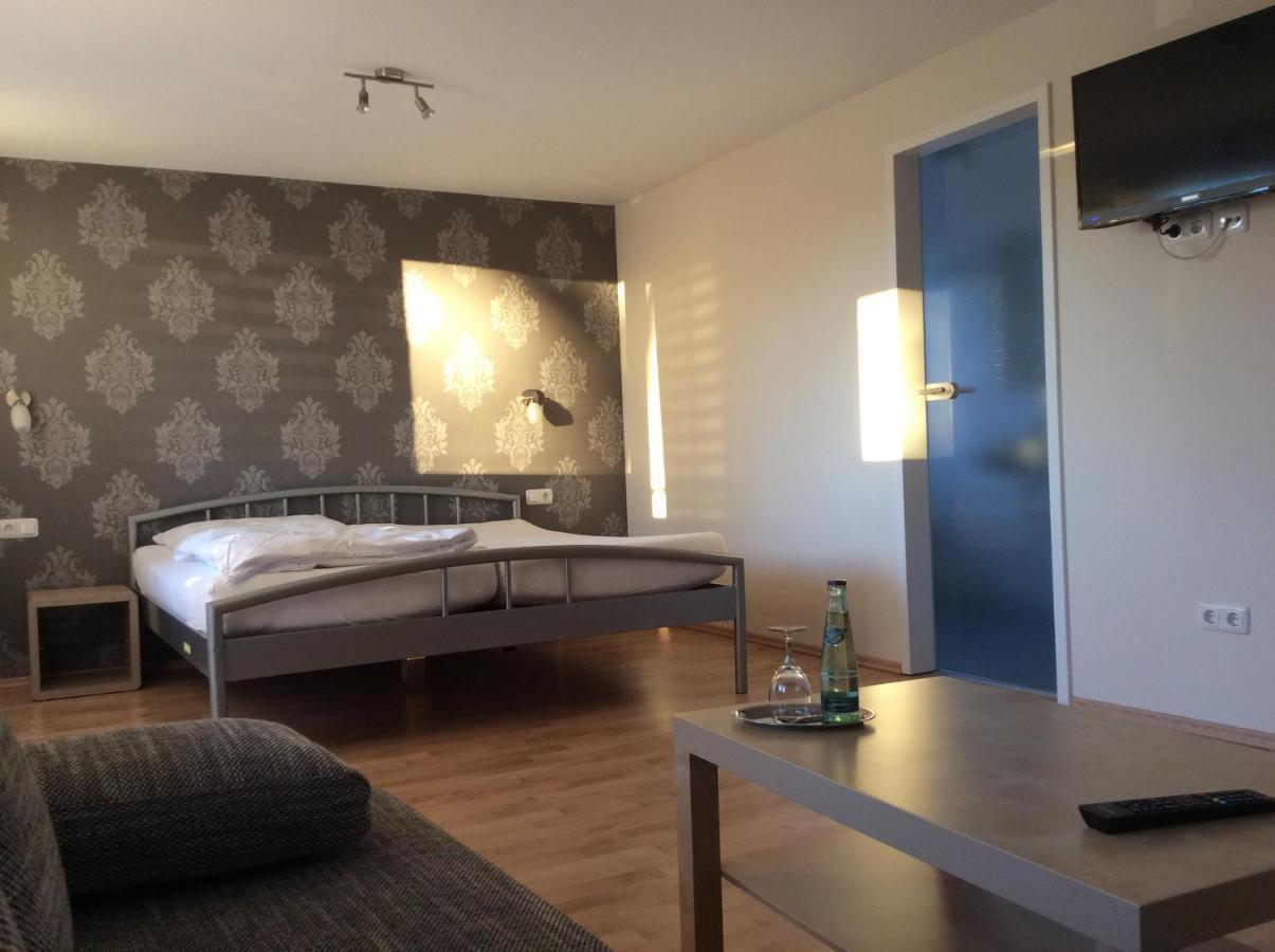 Münchberg Hotel Konditorei Cafe Dora מראה חיצוני תמונה